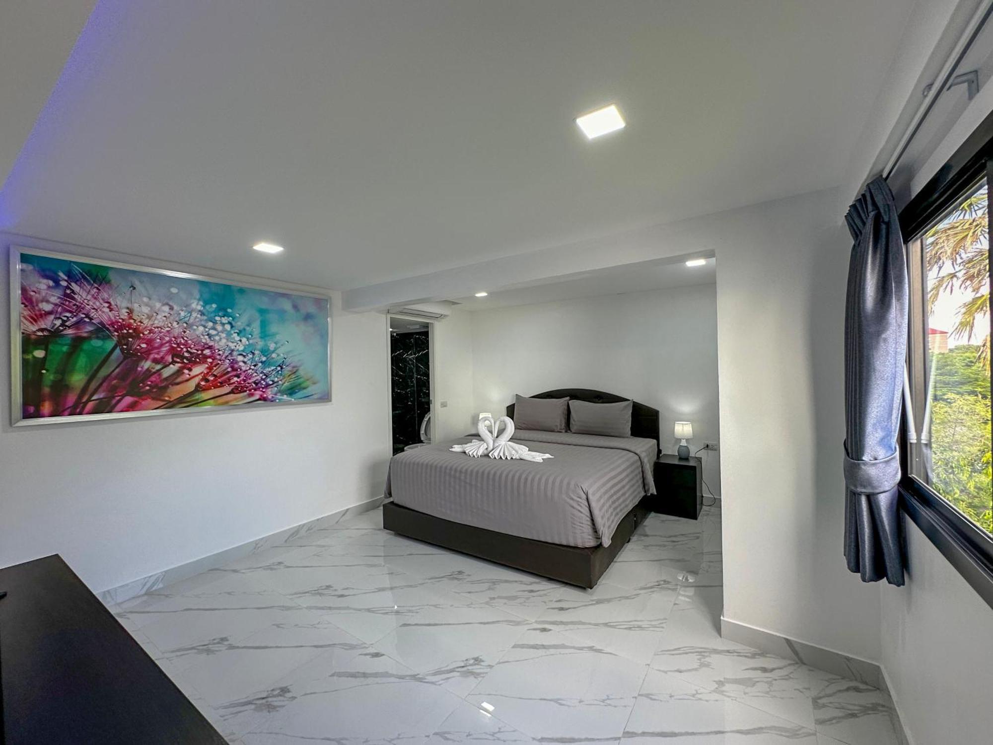 Stunning Beachfront View Luxurious Apartment 40 Jomtien Beach Esterno foto